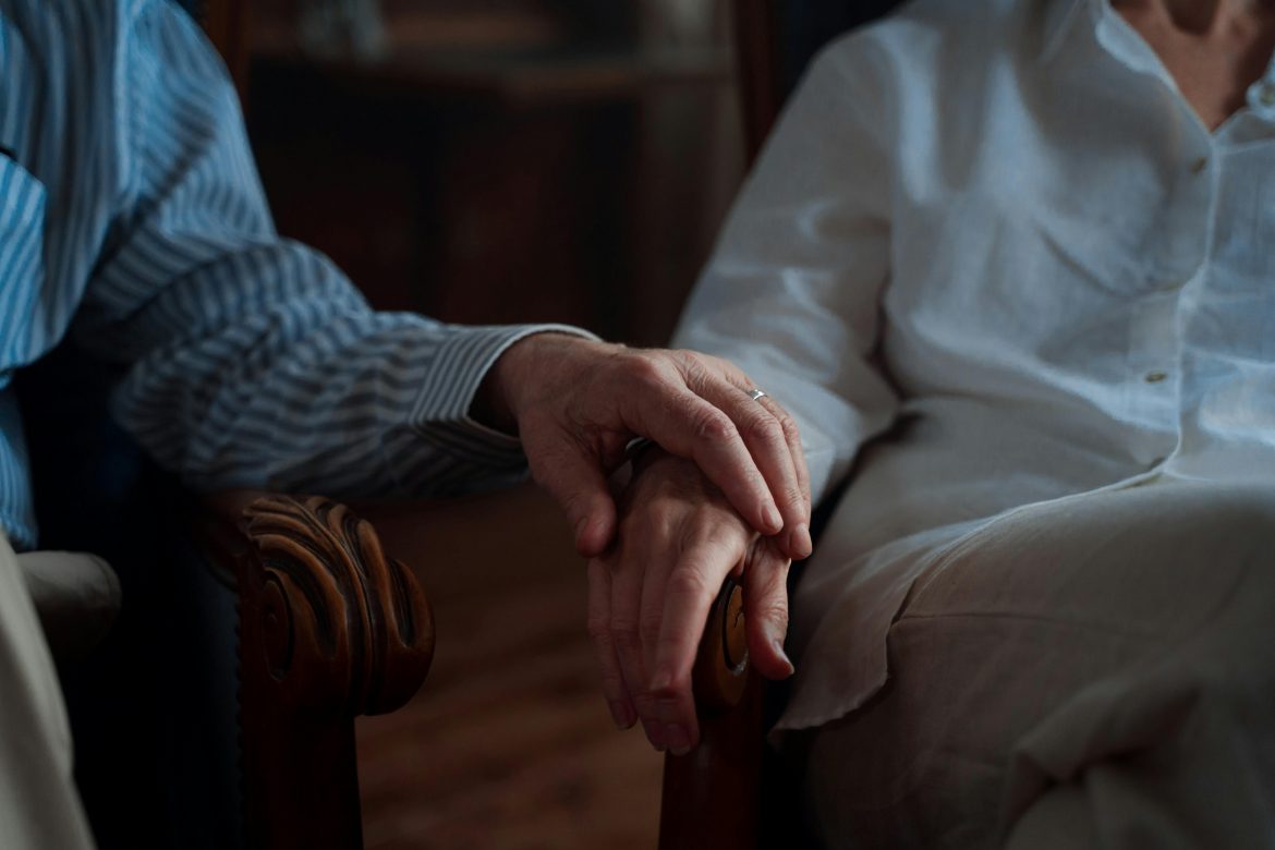 SA couple celebrate 60 years of marriage – with a surprise royal letter from King Charles