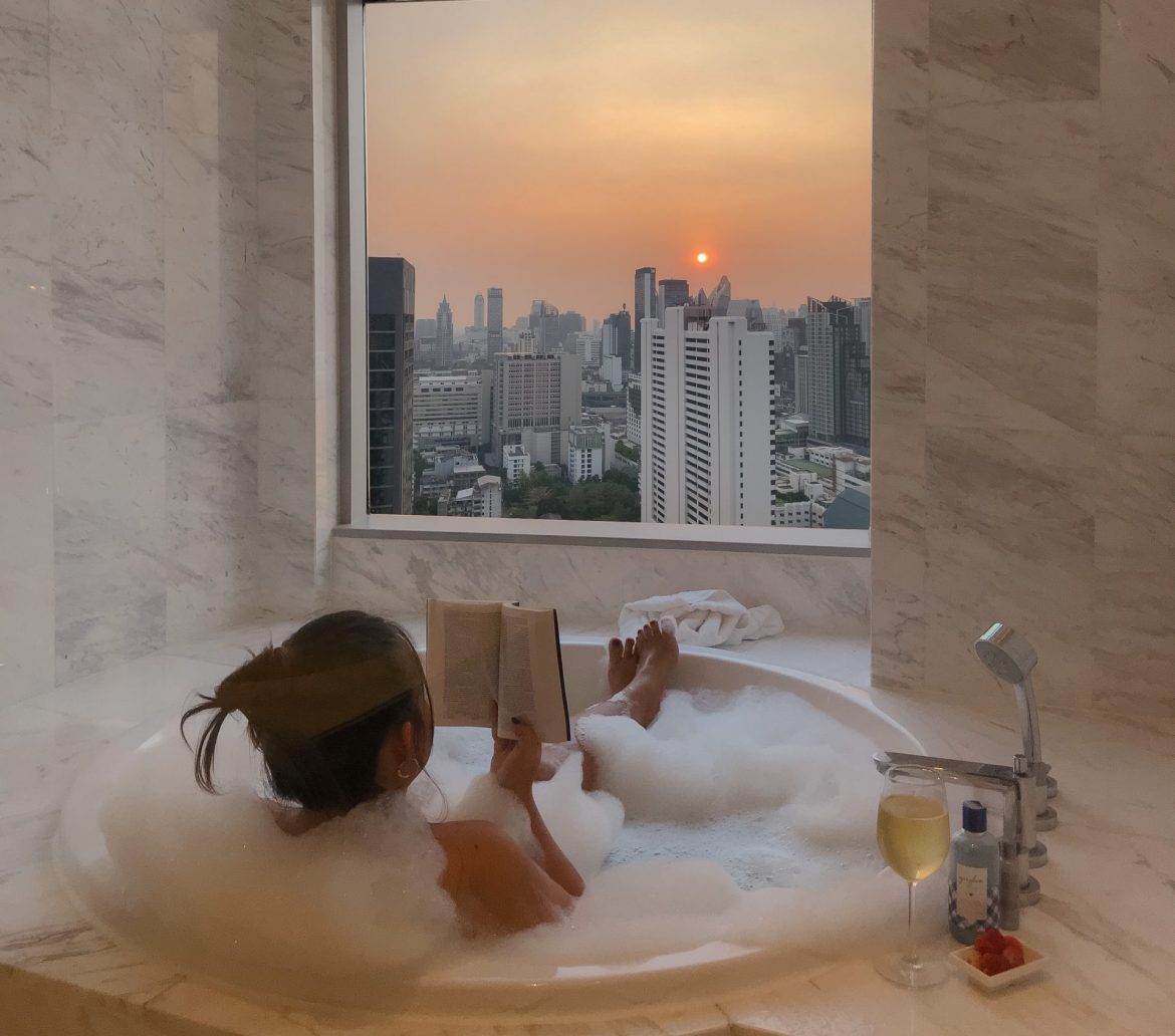 What is a decision-free holiday and why is it so popular?