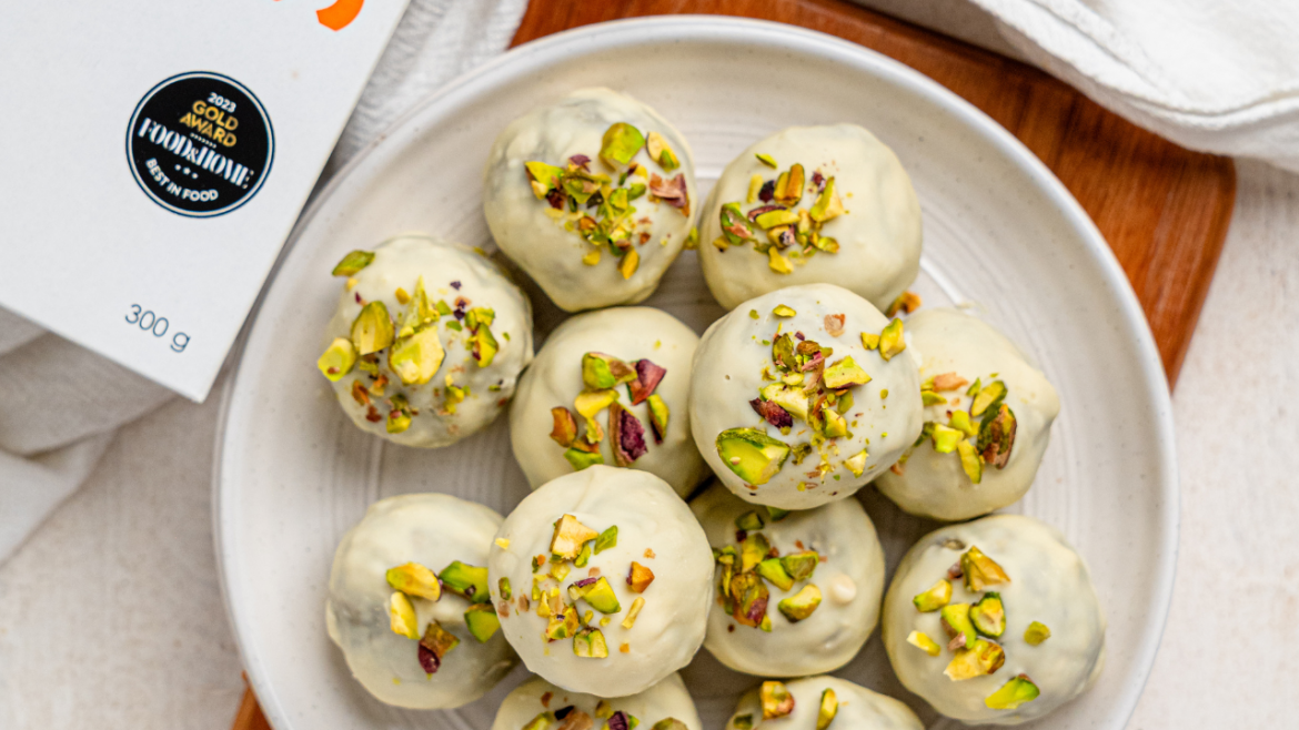 The Macro Mixes June giveaway is here!