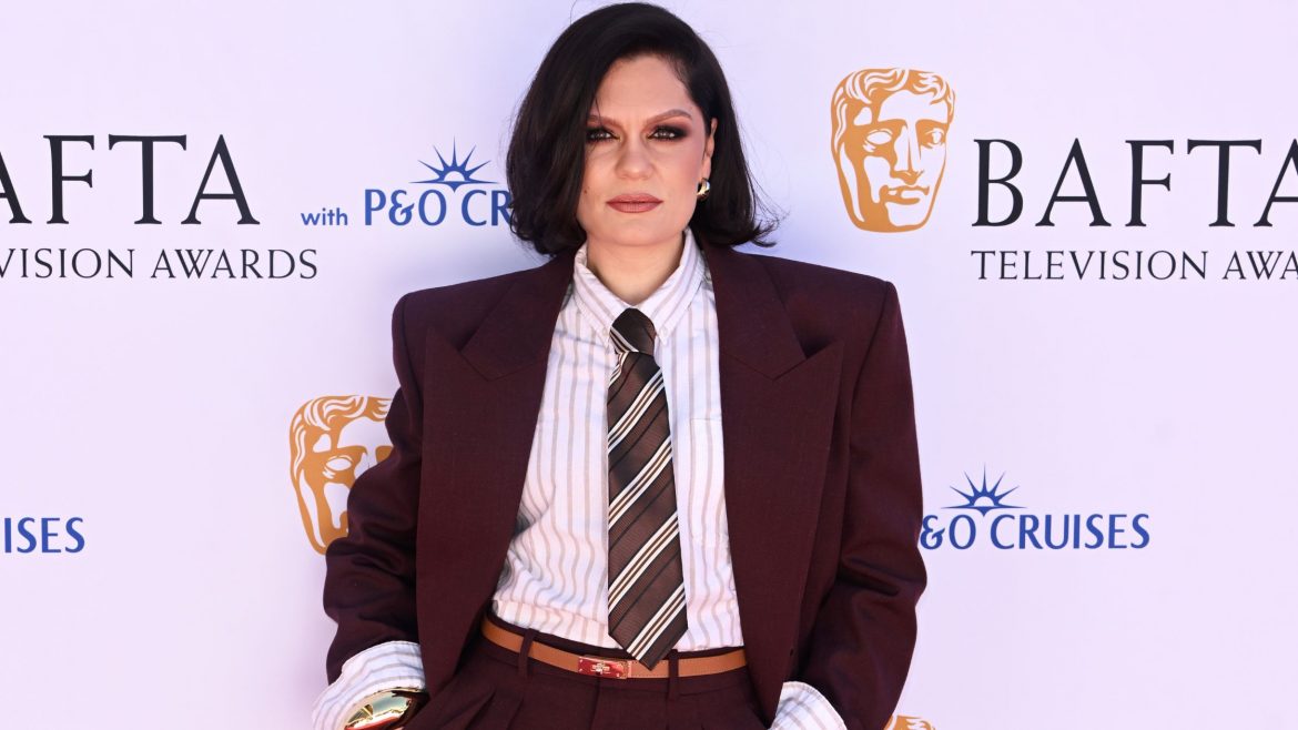 Jessie J diagnosed with early-stage breast cancer