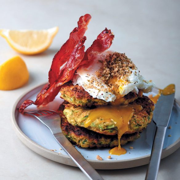 Dukkah-sprinkled-poached-eggs-with-zucchini-fritters-and-crispy-prosciutto