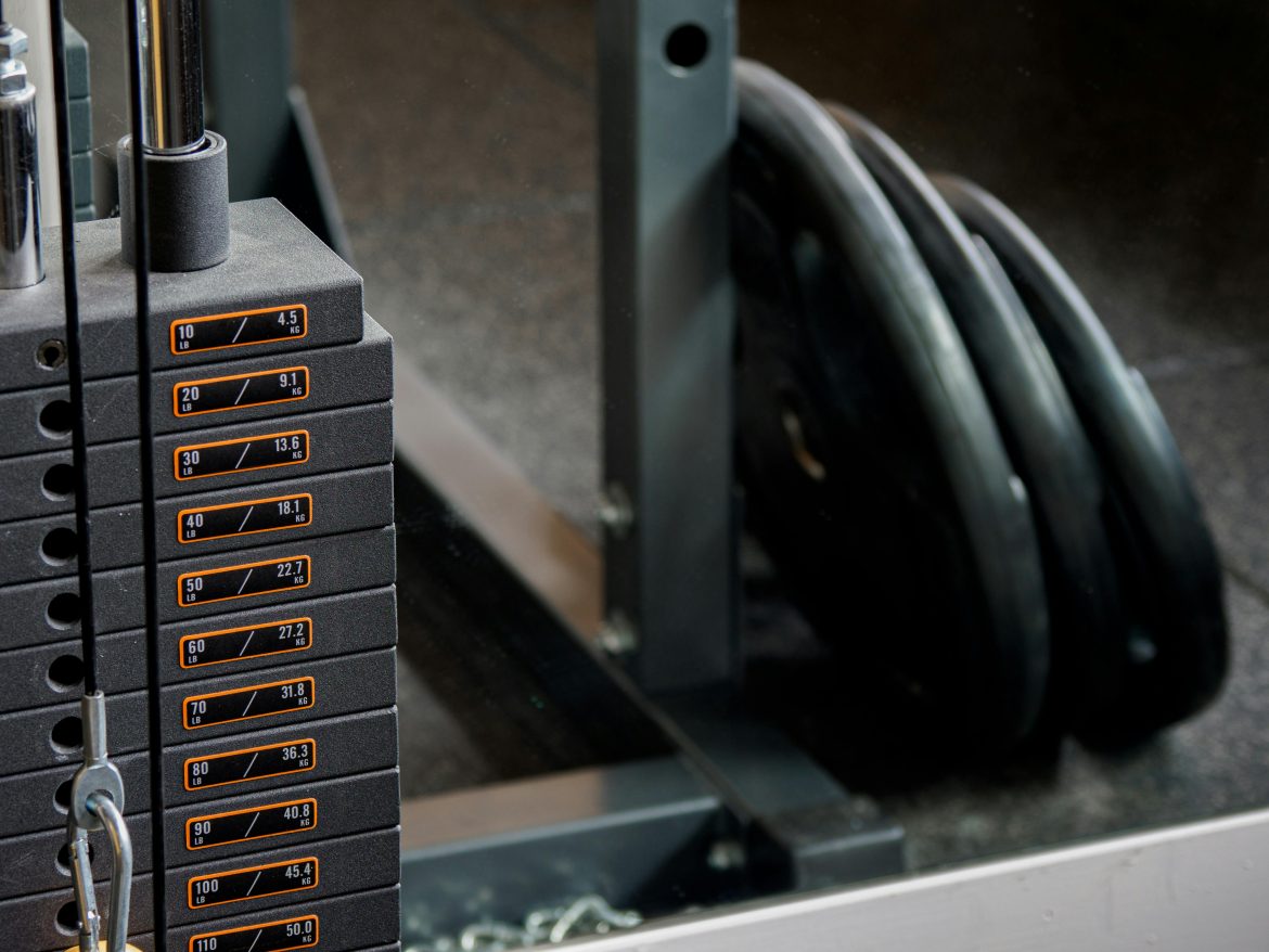 Free weights vs machines: which is better for strength training