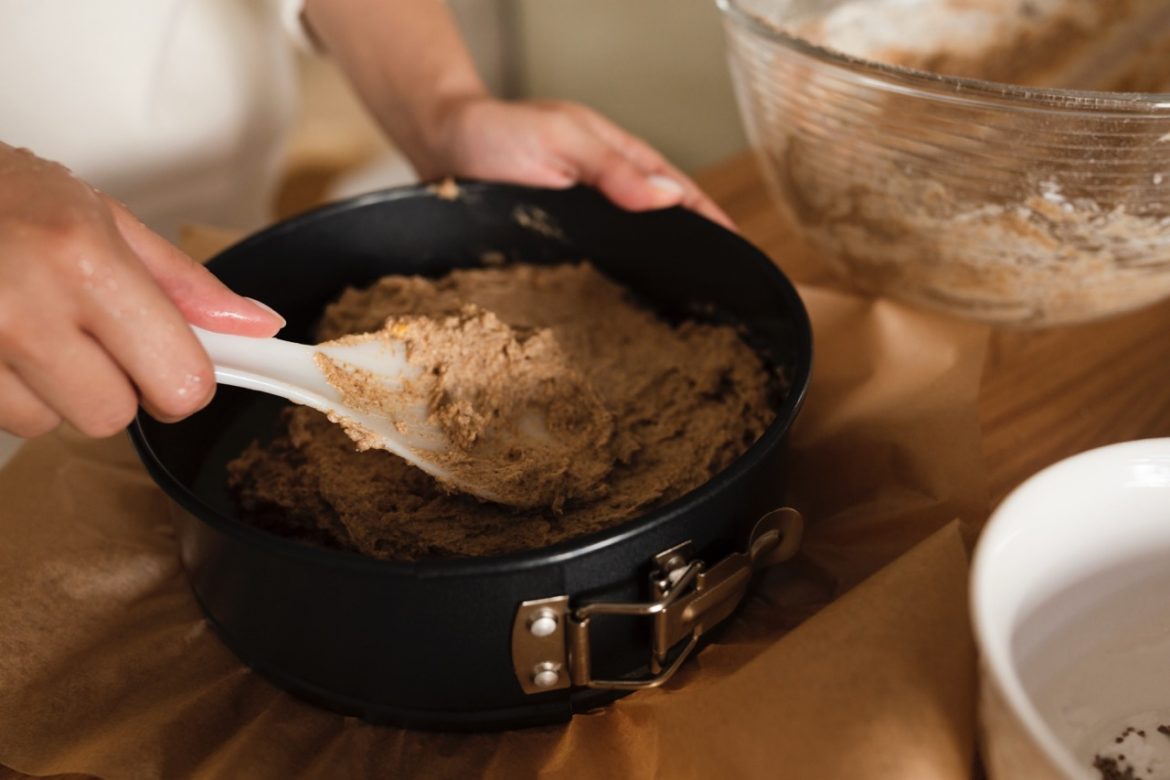 How to bake with protein powder – tips & tricks