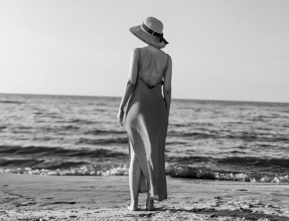 5 slip dress outfit variations that we are loving for Spring