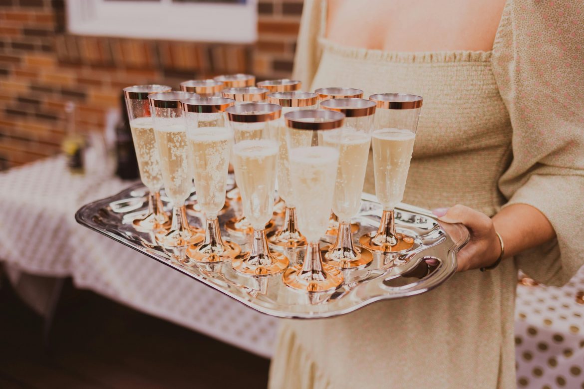 How to throw a chic champagne party at home