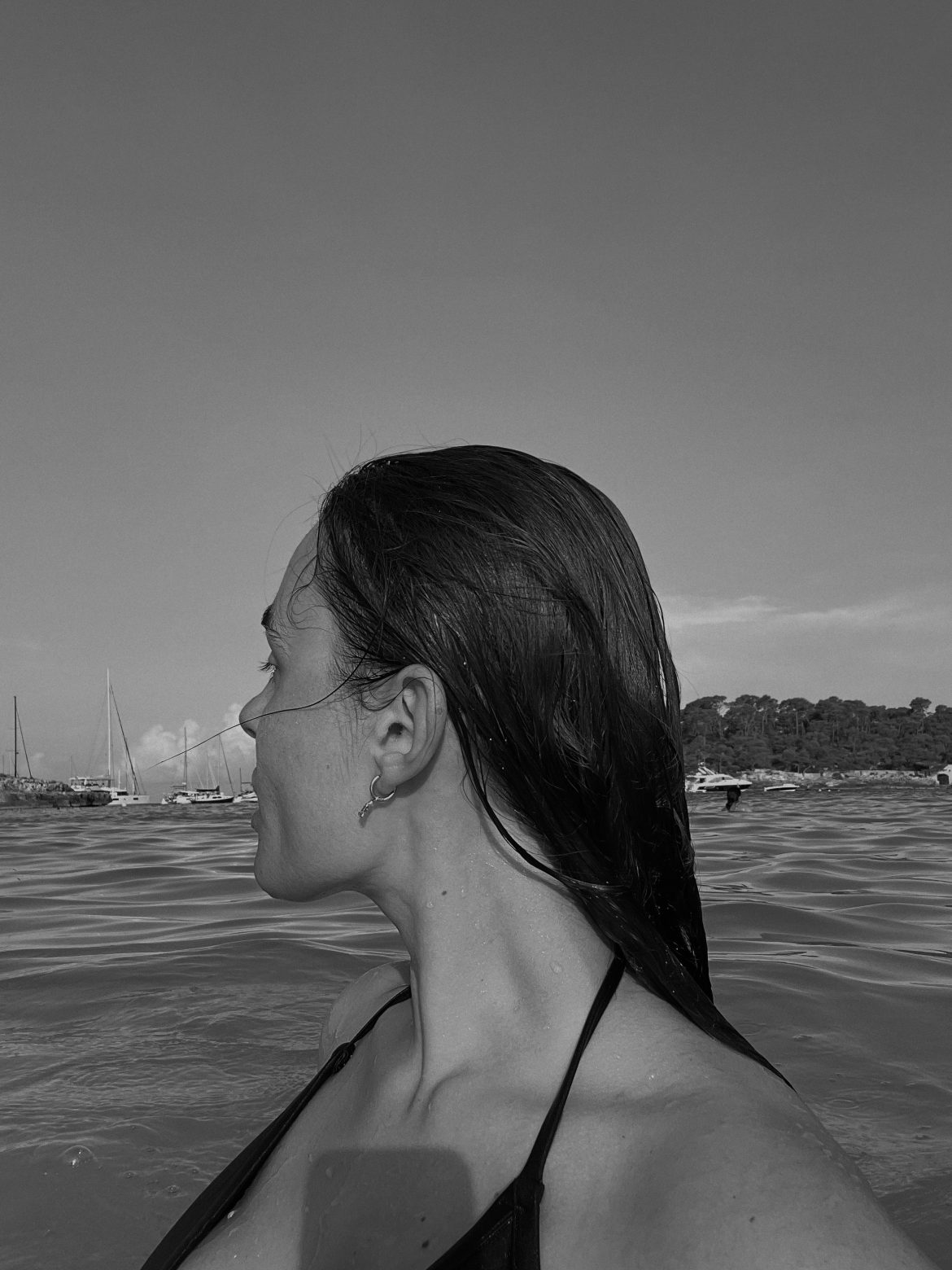 How to protect your hair from salt water, chlorine and the sun this Summer