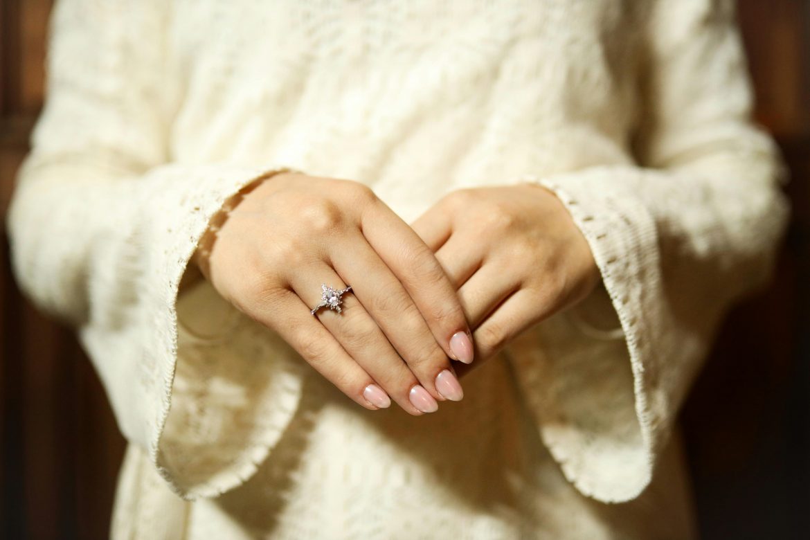 How to remove acrylic nails at home safely (without damaging your natural nails)