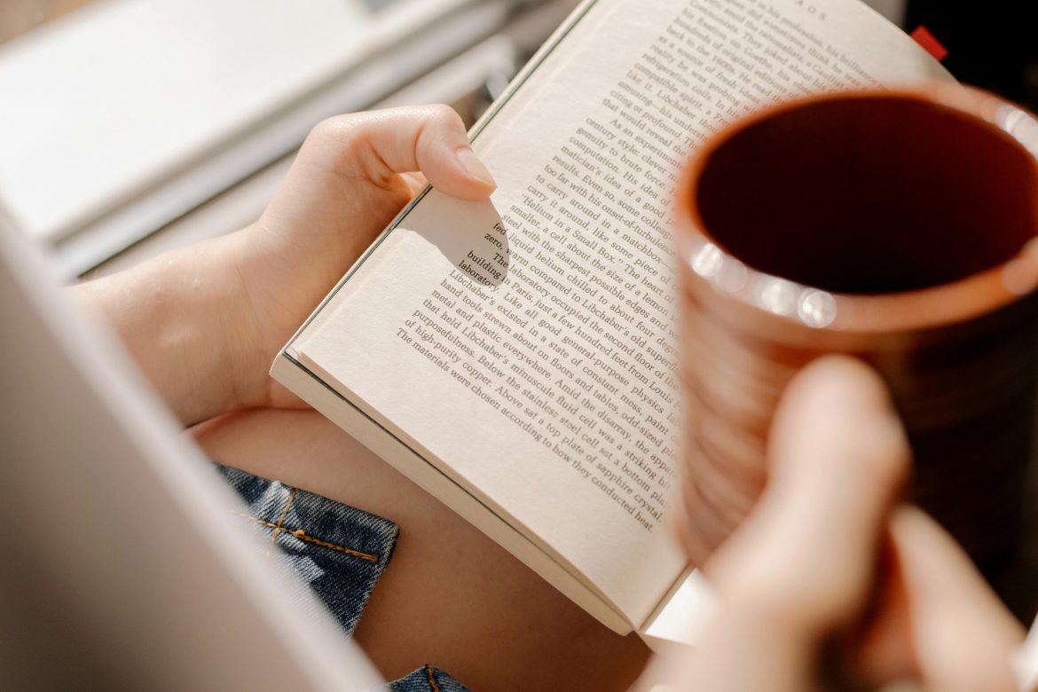 How to become a better reader in a distracted world