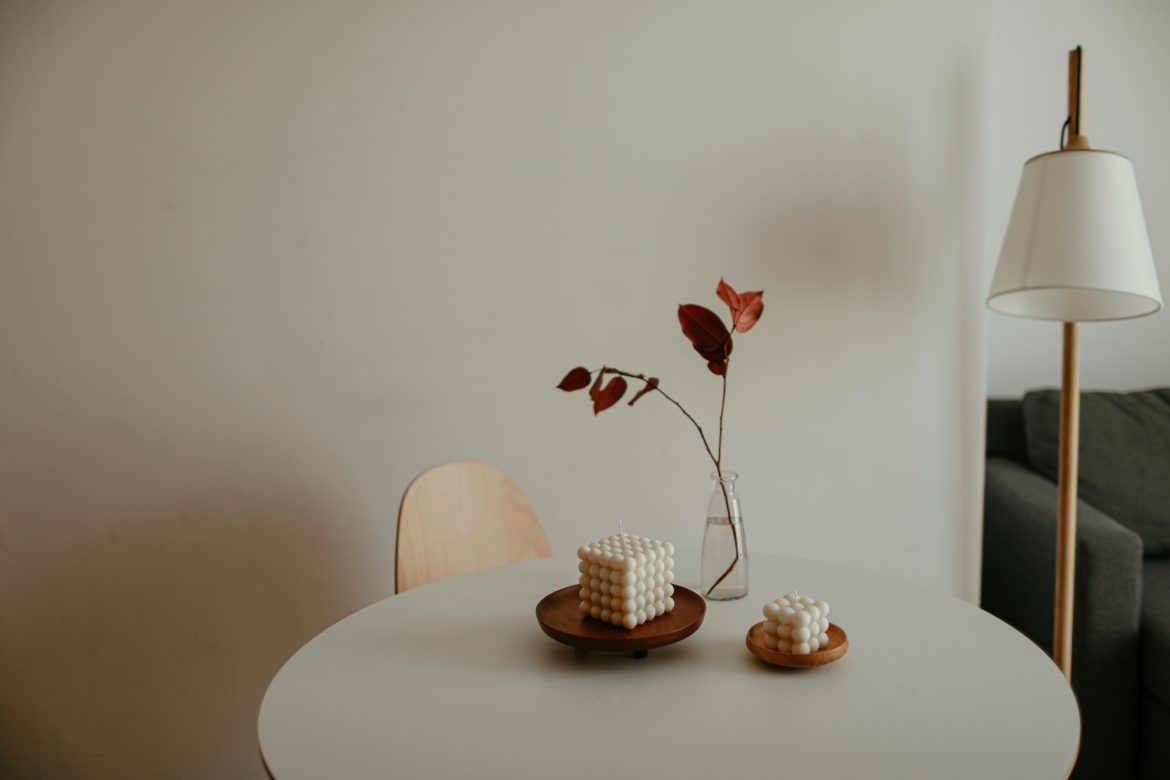 Warm minimalism: How to keep your space cosy without overdecorating