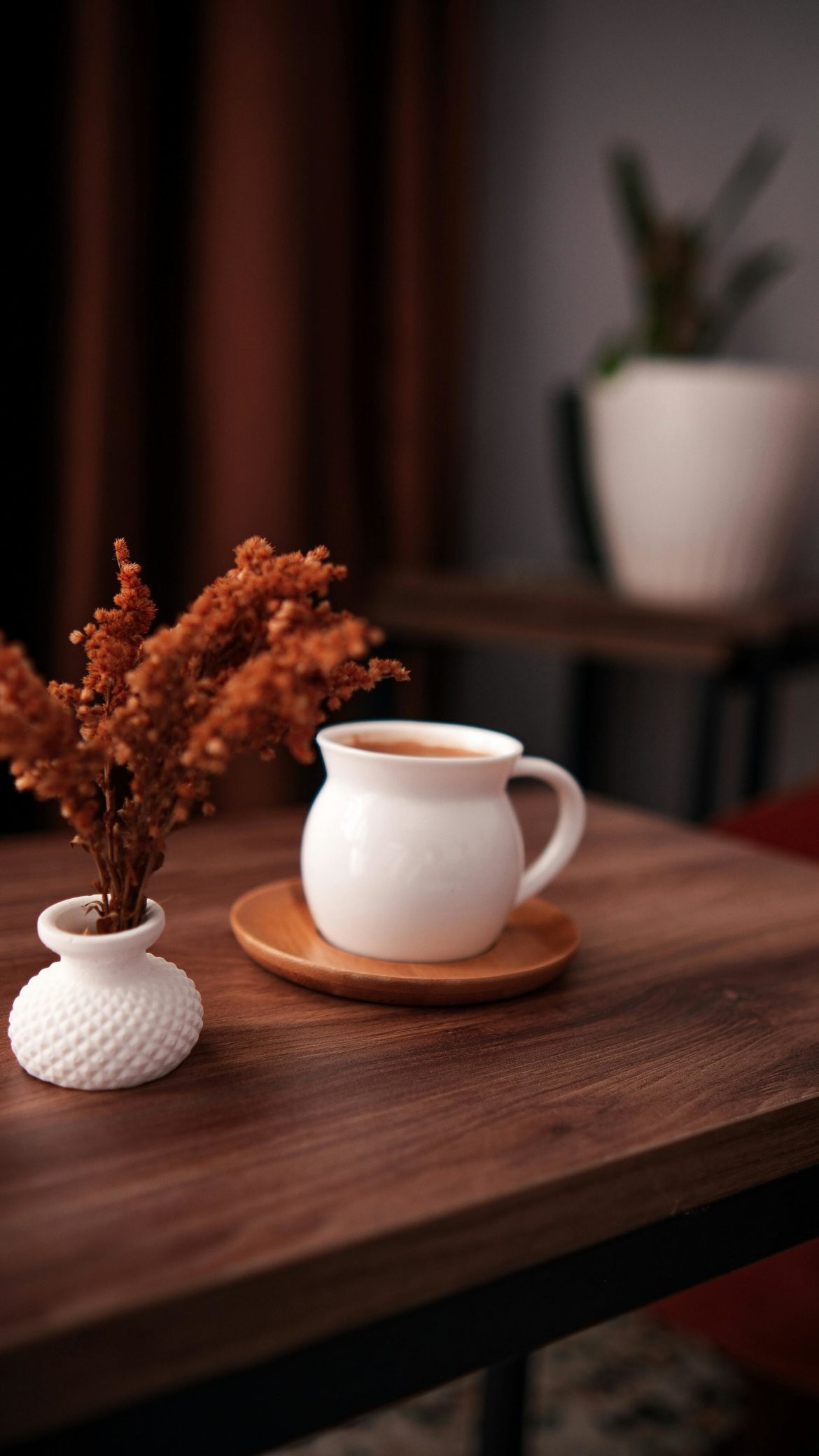 Coffee table styling for winter – Intentional, not overdone