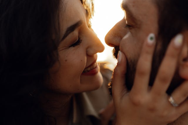 How to navigate a relationship with an unaffectionate partner