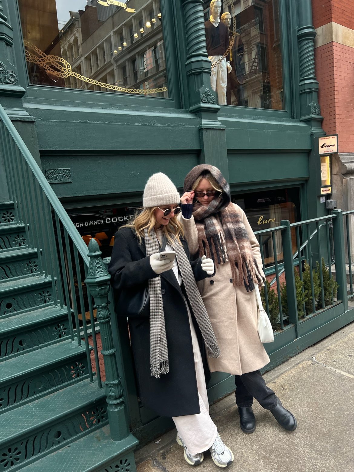 How to wear a scarf stylishly: the winter styling guide