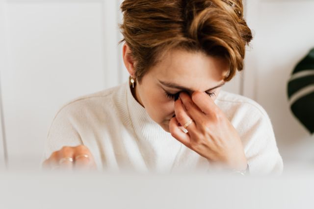 Signs of a calcium deficiency and how to treat it