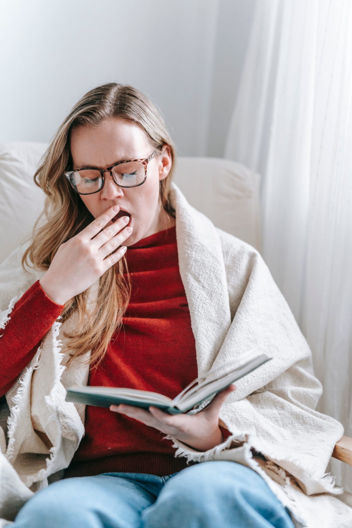 Why heat and cold can make you feel tired — And how to stay awake