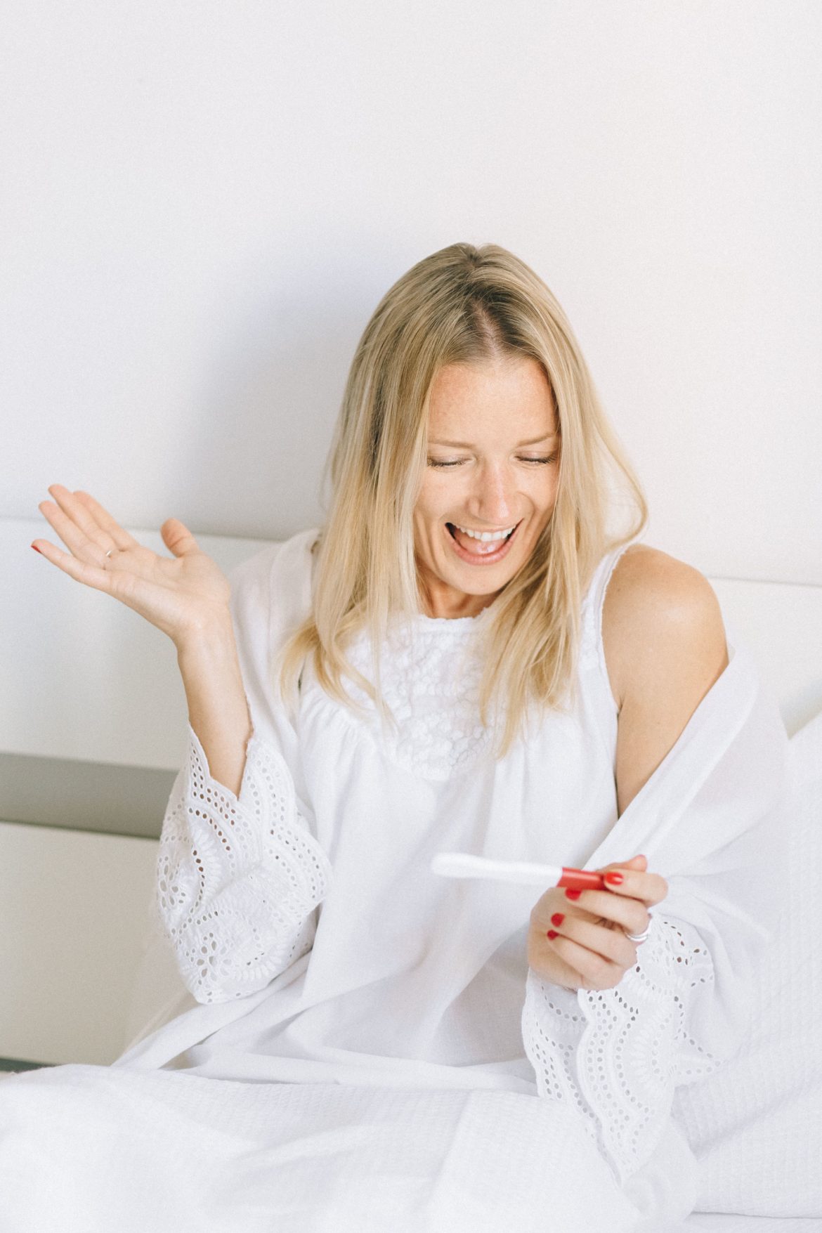 Tips to improve your reproductive health along with professional doctor guidance