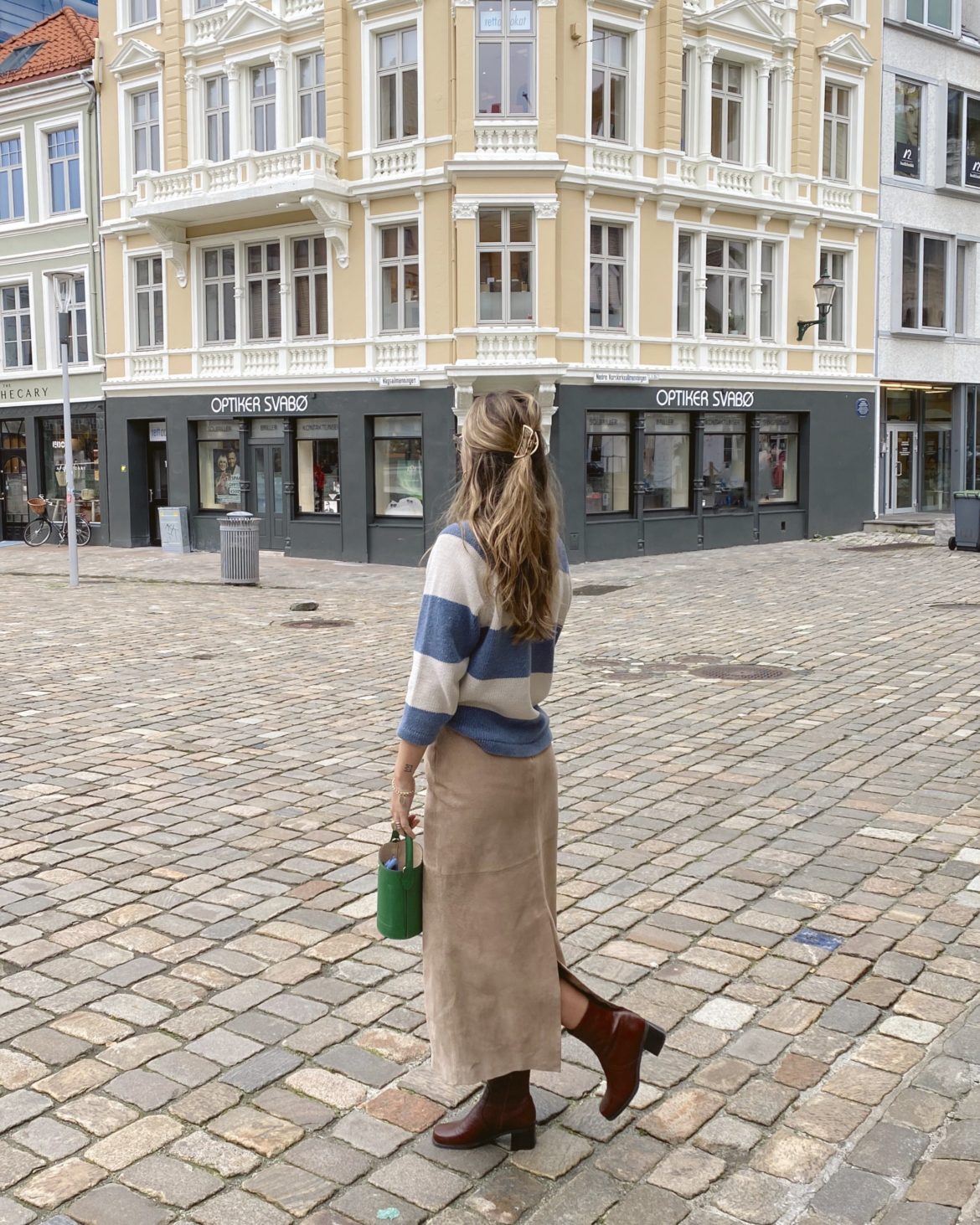 How to style a statement skirt for an everyday spring look