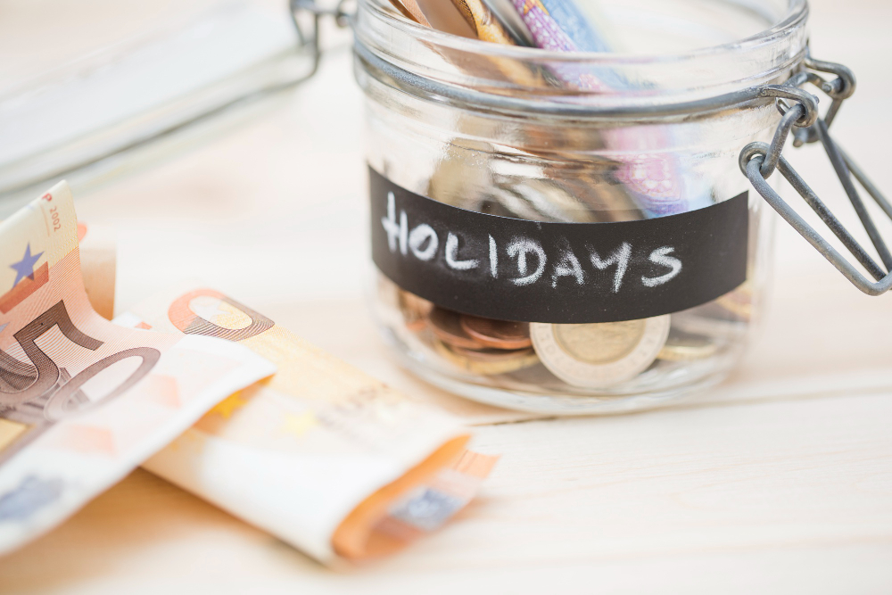8 holiday budget mistakes that could be costing you more