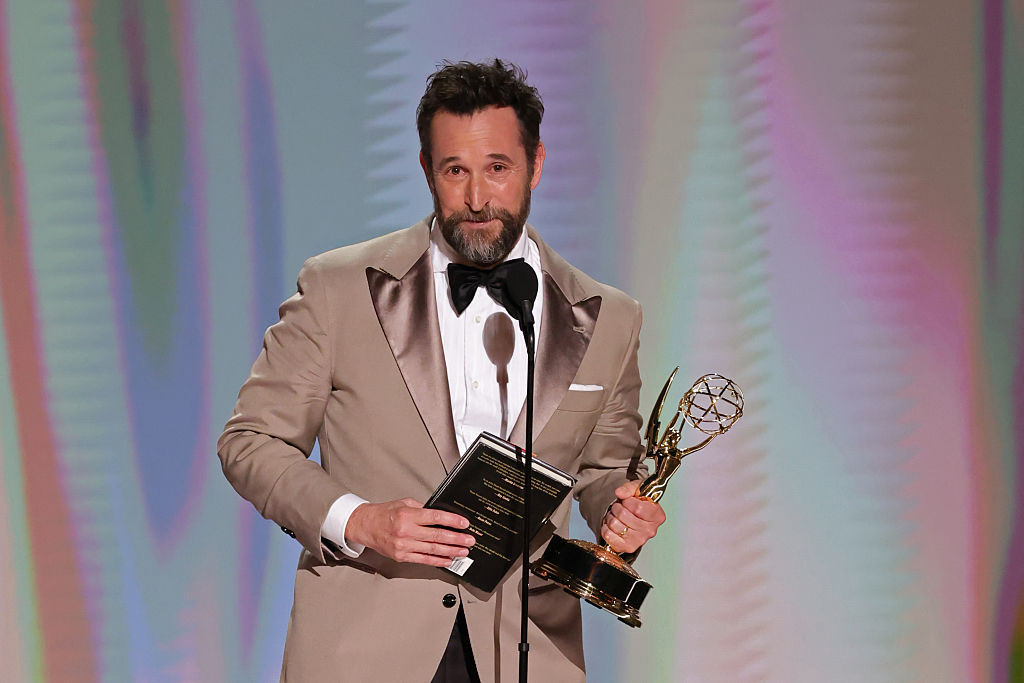 Noah Wyle takes People’s Sexiest Man Alive crown