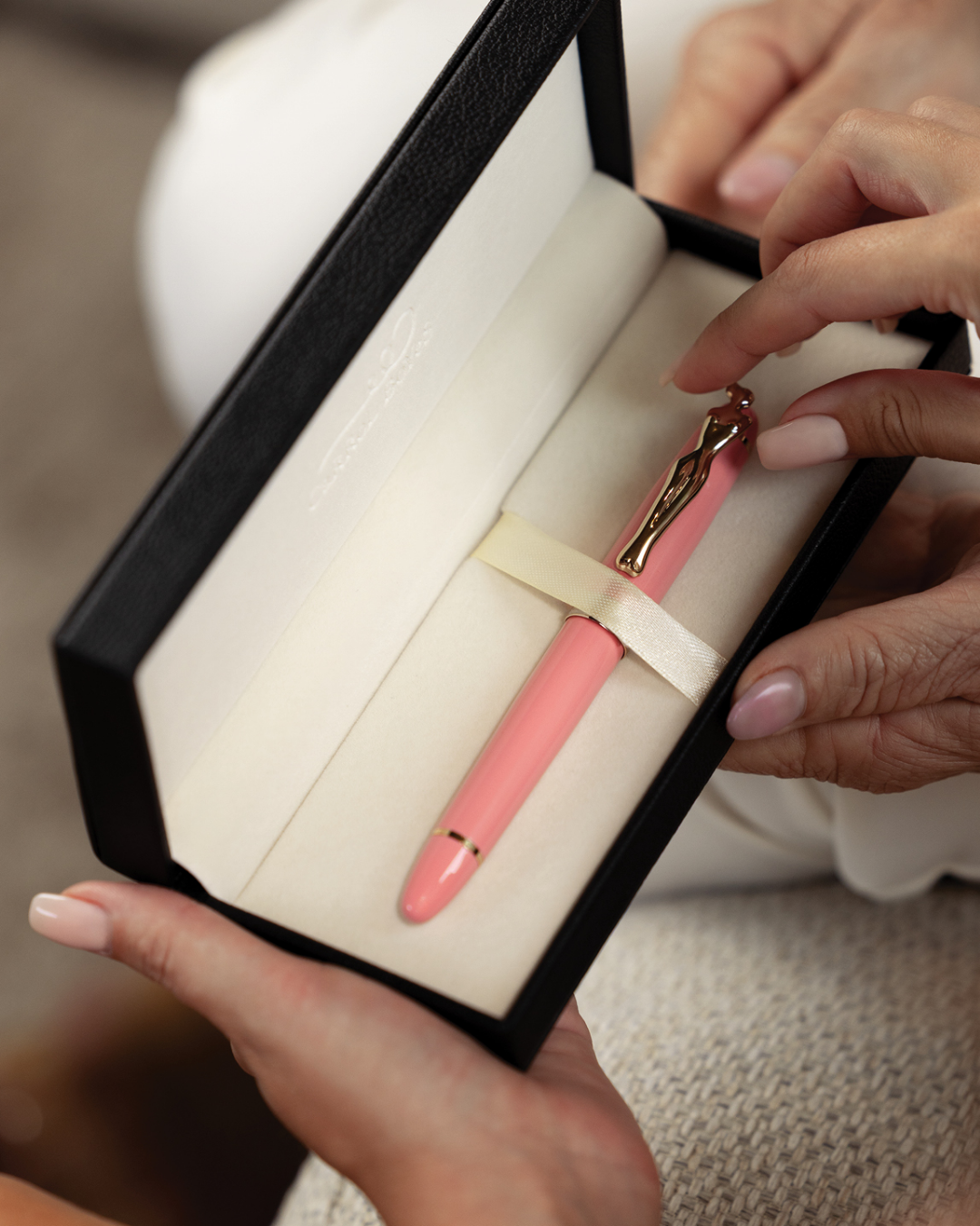 Legacy pen collection – a symbol of identity. A mark of presence.