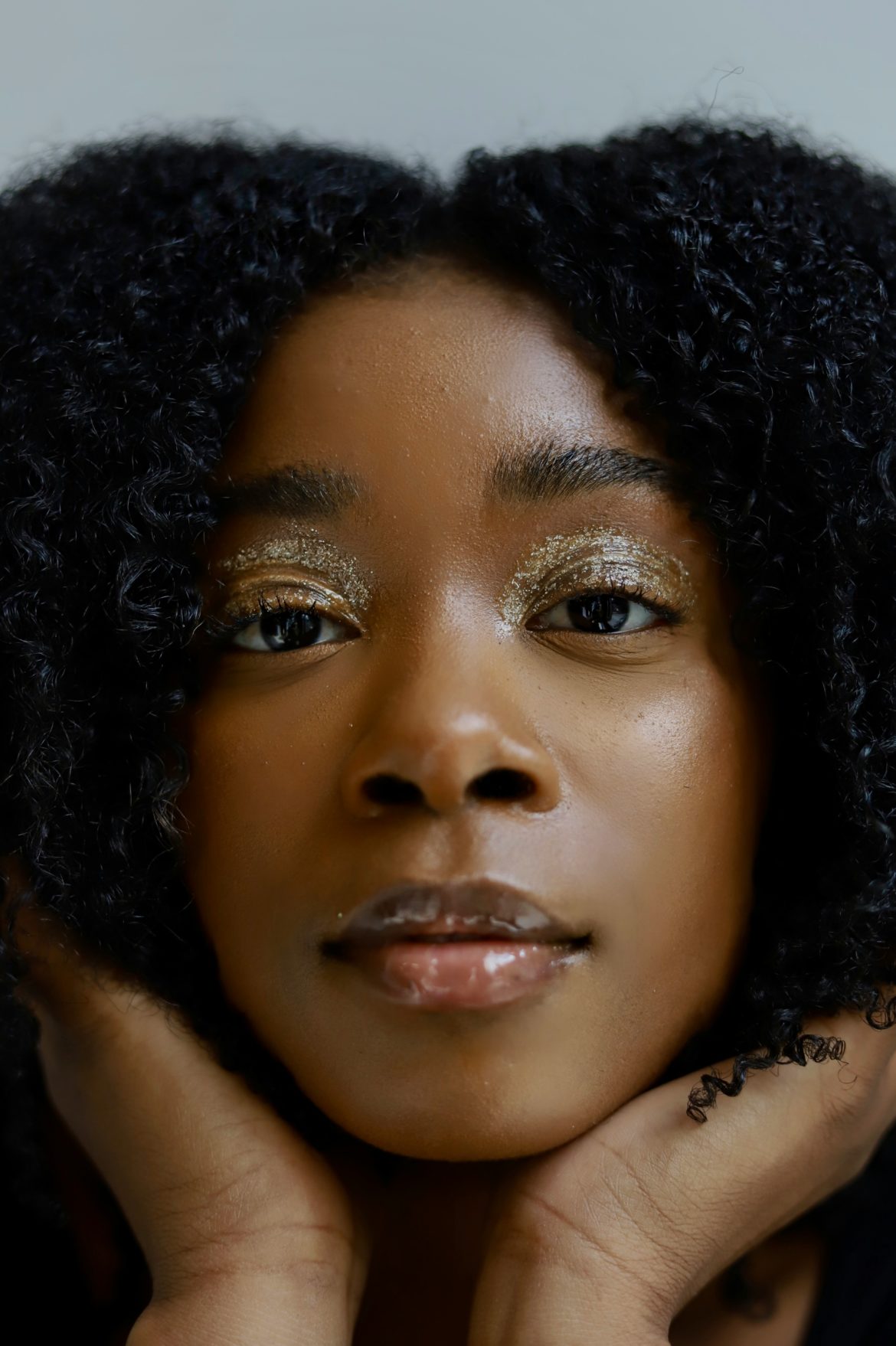How to wear makeup that lets your skin breathe